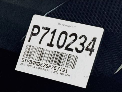 Used 2025 Toyota Corolla LE FWD image 25