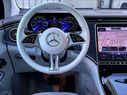 Used 2023 Mercedes-Benz EQE 350+ SUV image 5