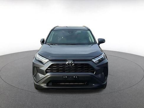 Used 2025 Toyota RAV4 XLE image 3
