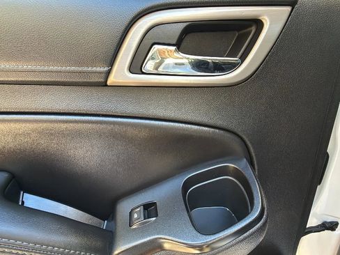 Used 2016 GMC Yukon Denali w/ Open Road Package image 15