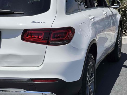 Used 2020 Mercedes-Benz GLC 300 4MATIC image 36