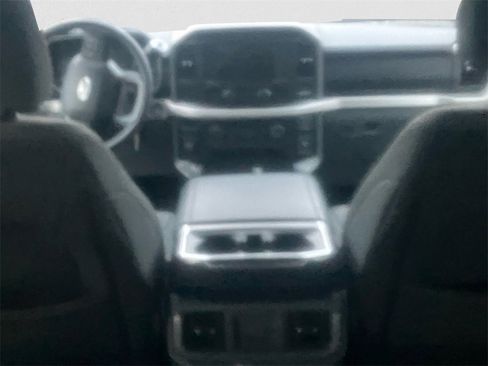 Used 2022 Ford F150 XLT image 5