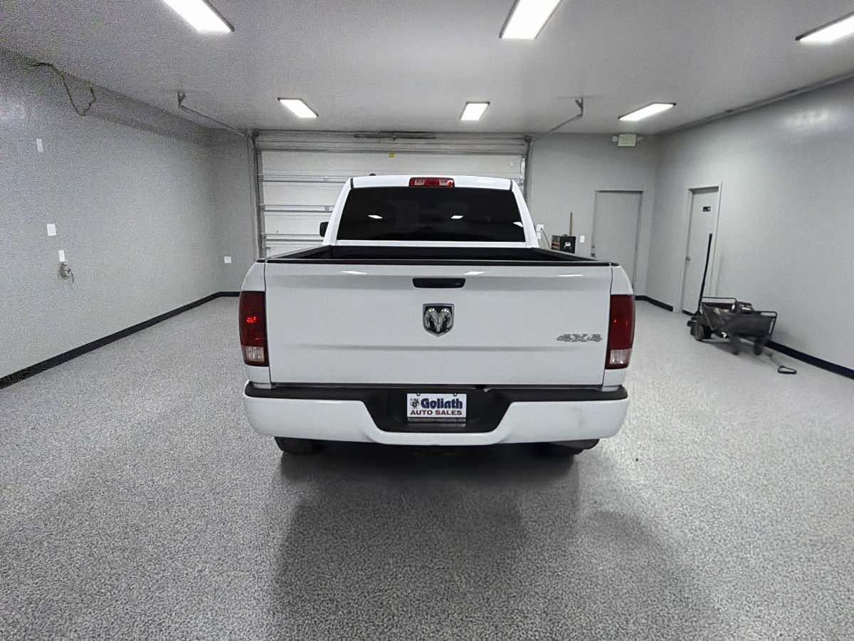 Used 2018 RAM 1500 Express w/ Express Value Package AWD/4WD image 4