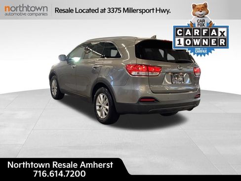Used 2016 Kia Sorento FWD w/ LX Convenience Package image 3