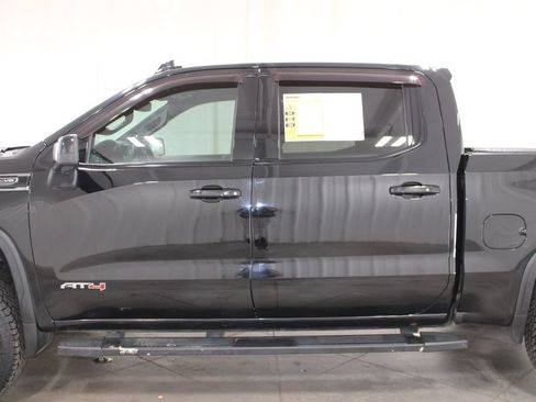 Used 2020 GMC Sierra 1500 AT4 w/ AT4 Premium Package AWD/4WD image 6