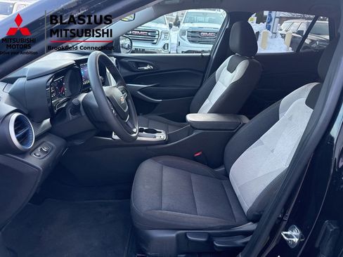 Used 2024 Chevrolet Trax LS image 11