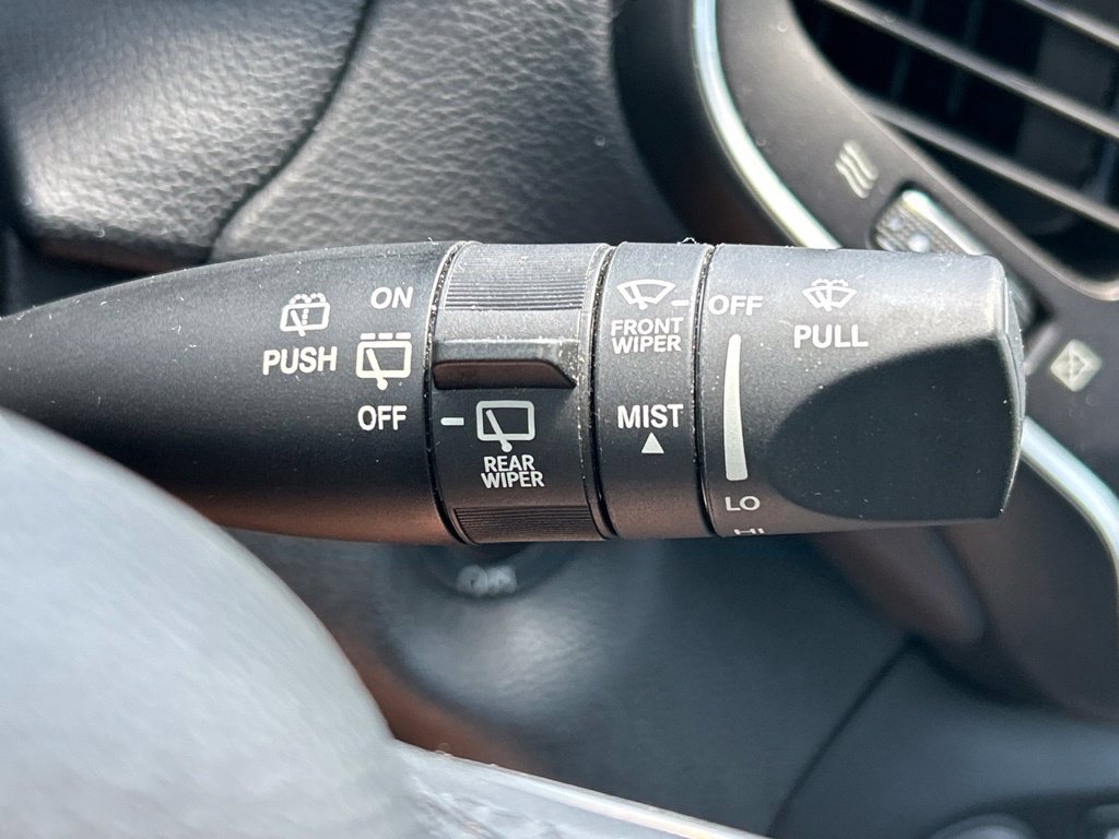Used 2022 Jeep Cherokee Trailhawk w/ Sun, Sound & Nav Group AWD/4WD image 30