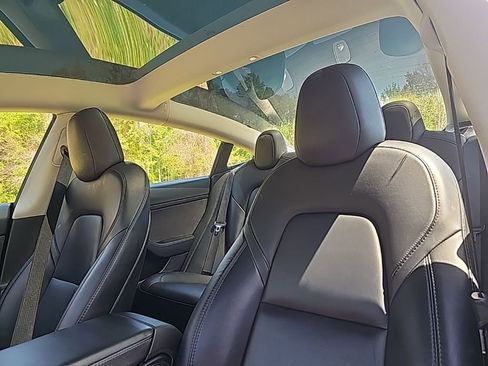 Used 2023 Tesla Model 3 Standard Range RWD image 10