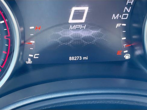 Used 2023 Dodge Charger SXT RWD image 8
