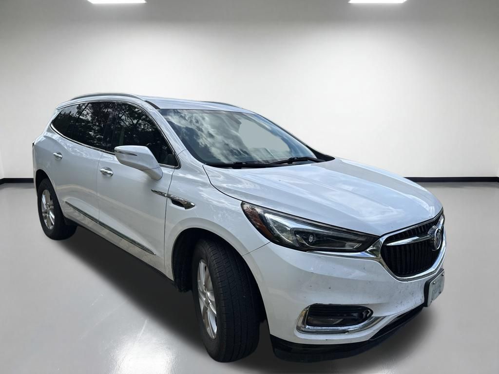 Used 2019 Buick Enclave Essence FWD image 2