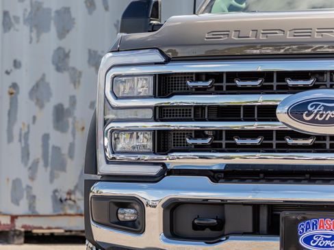 New 2026 Ford F450 Lariat AWD/4WD image 11