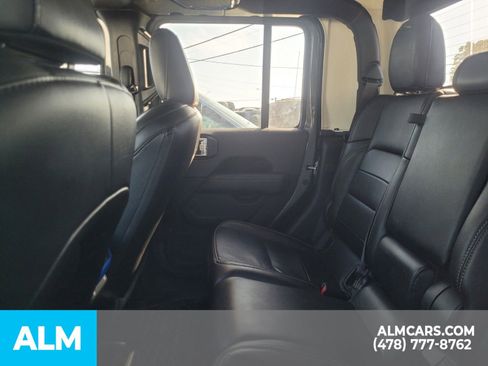 Used 2020 Jeep Gladiator Overland image 7