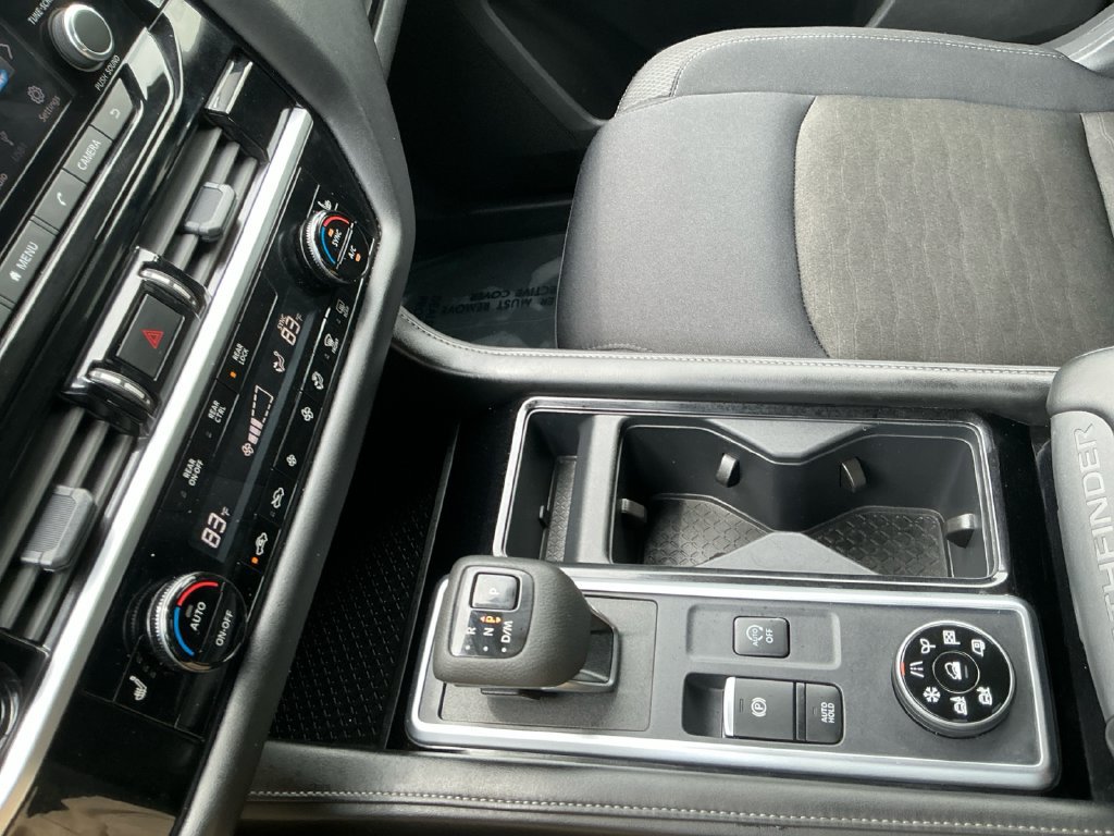 Used 2025 Nissan Pathfinder SV AWD/4WD image 28