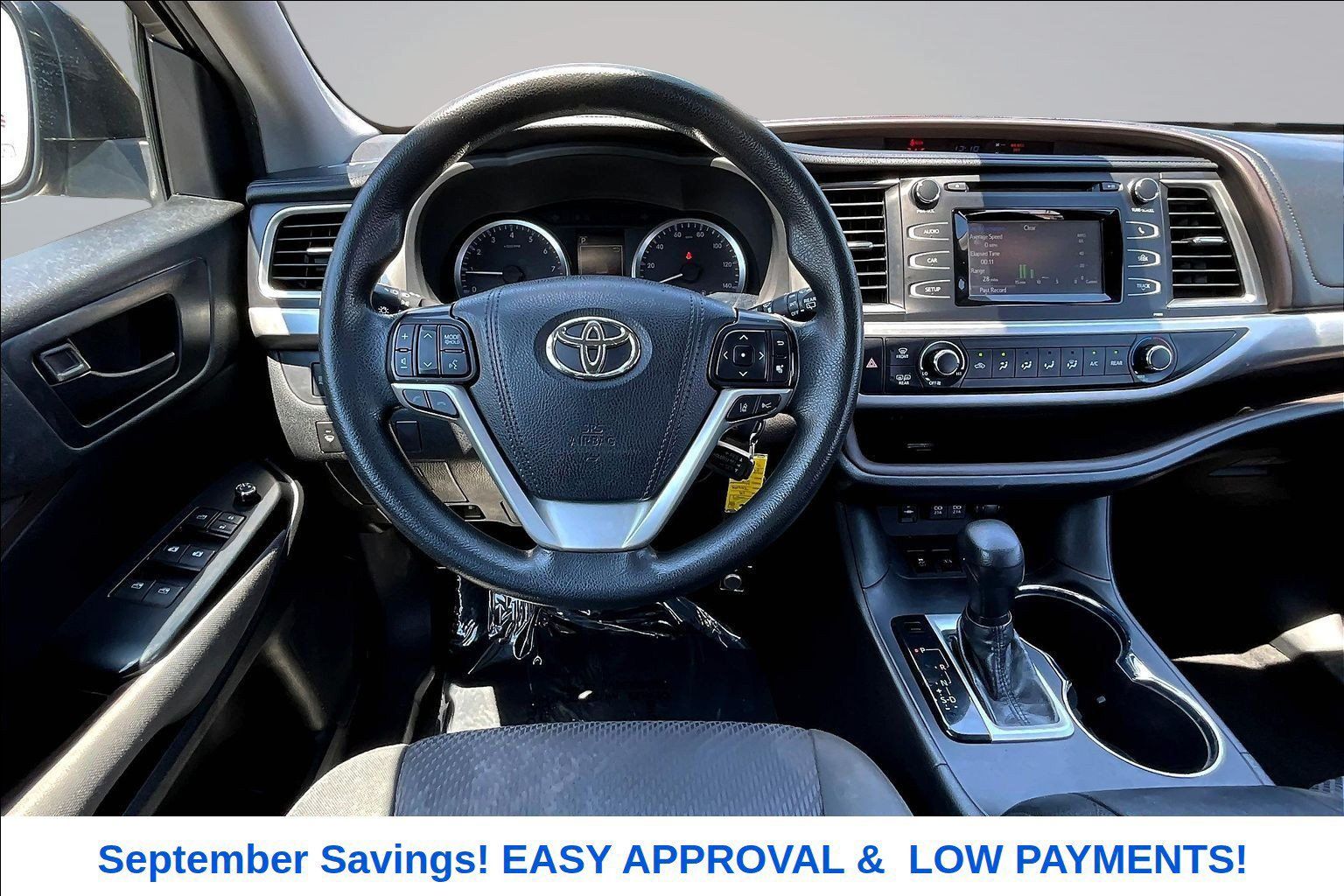 Used 2019 Toyota Highlander LE FWD image 11