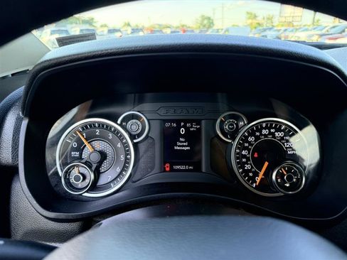 Used 2019 RAM 2500 Tradesman w/ Chrome Appearance Group AWD/4WD image 26