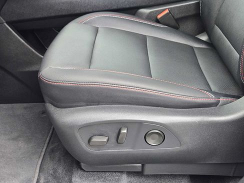 Certified 2024 Chevrolet Traverse Z71 AWD/4WD image 23