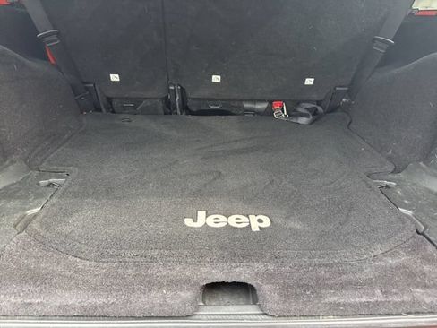 Used 2015 Jeep Wrangler Unlimited Sport w/ Quick Order Package 24S AWD/4WD image 10