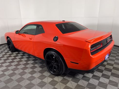 Used 2019 Dodge Challenger SXT AWD/4WD image 7