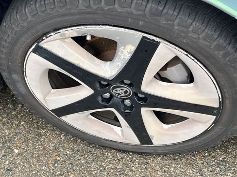 Used 2016 Toyota Prius Three Touring image 12