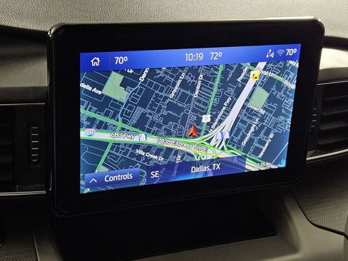 Used 2023 Ford Explorer XLT w/ Equipment Group 202A image 13