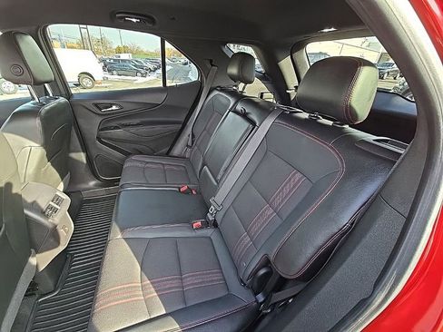 Used 2023 Chevrolet Equinox RS image 26