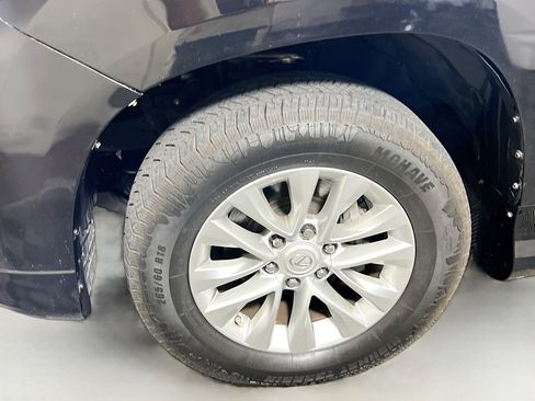 Used 2021 Lexus GX 460 Premium w/ Premium Package AWD/4WD image 13