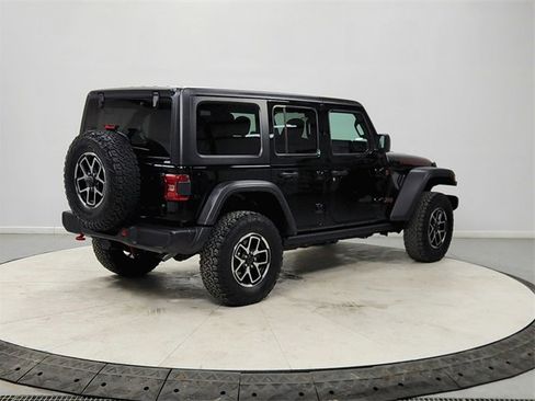 Used 2025 Jeep Wrangler Unlimited Rubicon image 7