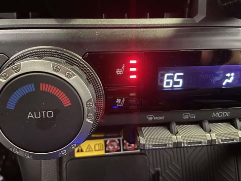 Certified 2025 Toyota 4Runner TRD Off-Road Premium image 13