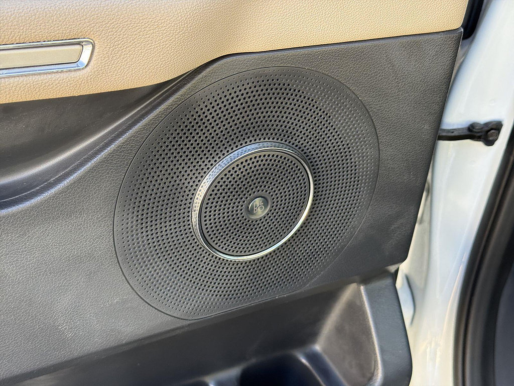 Used 2024 Ford Expedition Limited RWD image 17