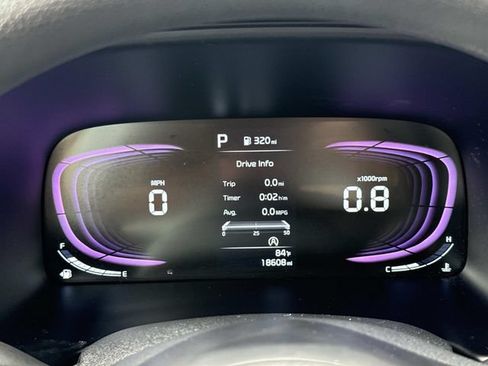 Used 2025 Kia Soul LX w/ LX Technology Package FWD image 27