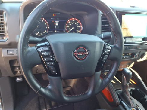 Used 2024 Nissan Frontier PRO-4X w/ Off-Road Protection Package image 9