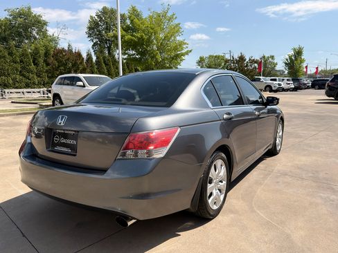 Used 2010 Honda Accord EX image 3