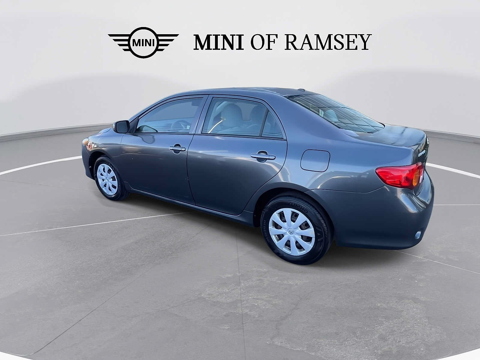 Used 2010 Toyota Corolla LE FWD image 6