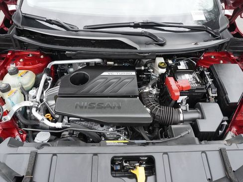 Certified 2022 Nissan Rogue SV w/ SV Premium Package image 7