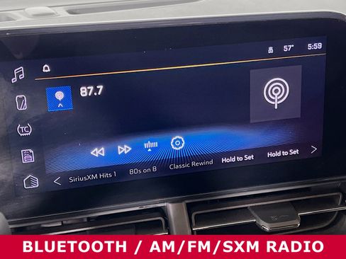 Certified 2024 Chevrolet Trax RS w/ Sunroof Package FWD image 7