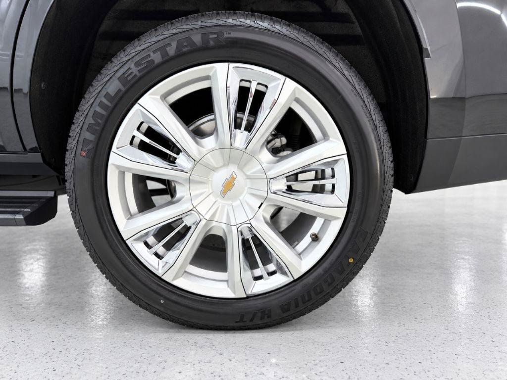 Used 2024 Chevrolet Tahoe High Country AWD/4WD image 37