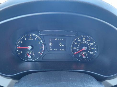 Used 2017 Kia Sorento AWD image 21