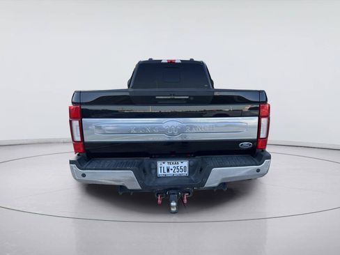 Used 2022 Ford F350 King Ranch w/ King Ranch Ultimate Package AWD/4WD image 4