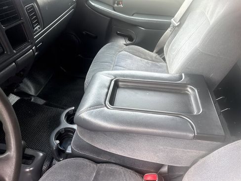 Used 2001 Chevrolet Silverado 2500 4x4 Crew Cab image 27