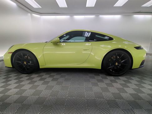Certified 2025 Porsche 911 Carrera RWD image 2