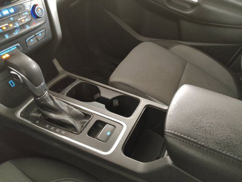Used 2018 Ford Escape SE AWD/4WD image 26