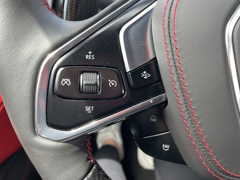 Used 2025 Chevrolet Corvette E-Ray w/ LPO, Roadside Safety Package image 33