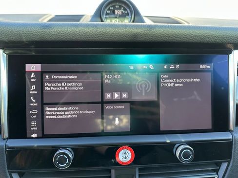 Used 2026 Porsche Macan Turbo image 30