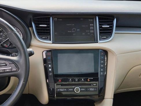Used 2019 INFINITI QX50 Essential FWD image 14