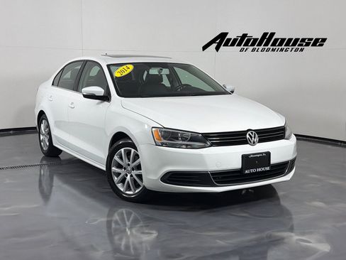 Used 2014 Volkswagen Jetta SE FWD image 1