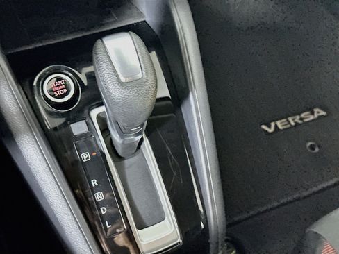 Used 2024 Nissan Versa SR FWD image 22
