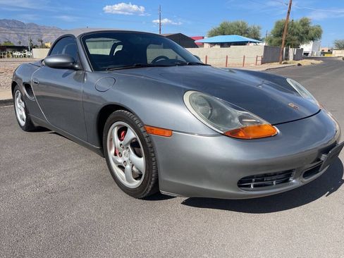 Used 2002 Porsche Boxster S RWD image 8