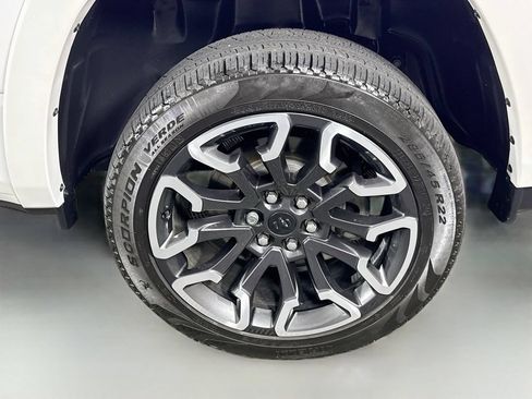 Used 2025 RAM 1500 Limited AWD/4WD image 37