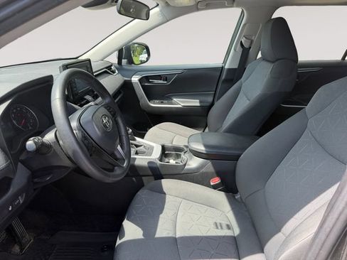 Used 2020 Toyota RAV4 XLE w/ Convenience Package AWD/4WD image 9