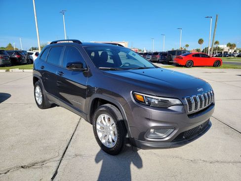 Used 2022 Jeep Cherokee Latitude Lux AWD/4WD image 7